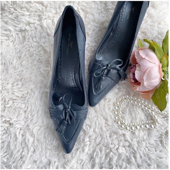 Brooks Brothers Navy Blue Leather Shoes Heels Sz 9 - Picture 1 of 11